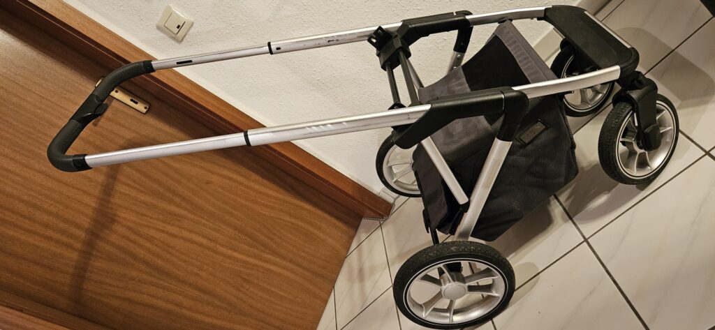 Kinderwagen - sehr gut erhalten